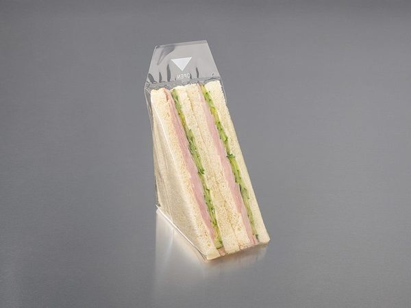 Сэндвич с ветчиной и огурцом